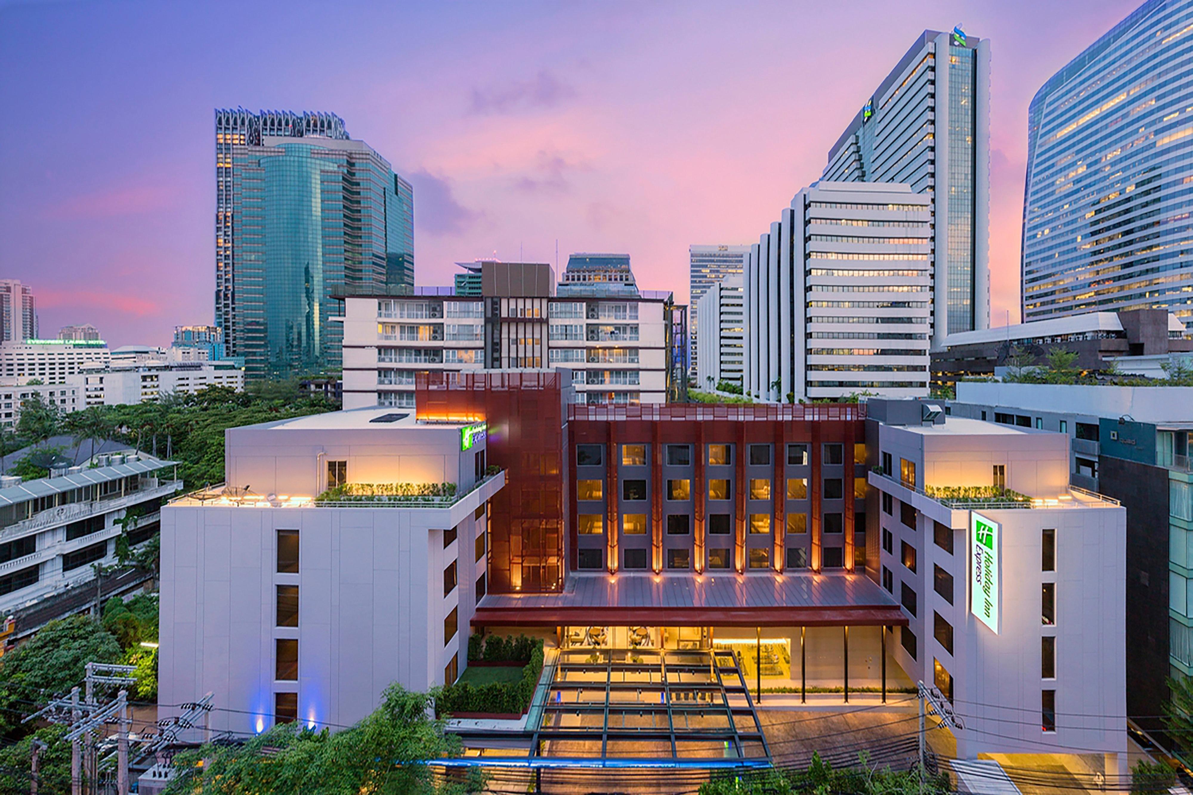 Holiday Inn Express Bangkok Sathorn By Ihg Exterior foto